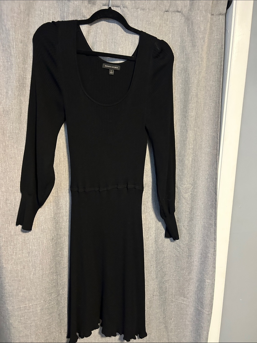 Banana Republic Black Ribbed Long-Sleeve Scoop Dress